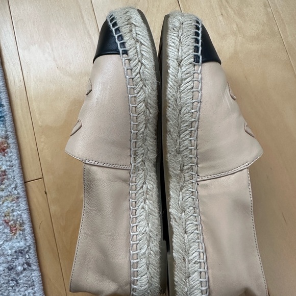 Chanel espadrilles beige & black size 35 (fits 6) - Picture 2 of 7